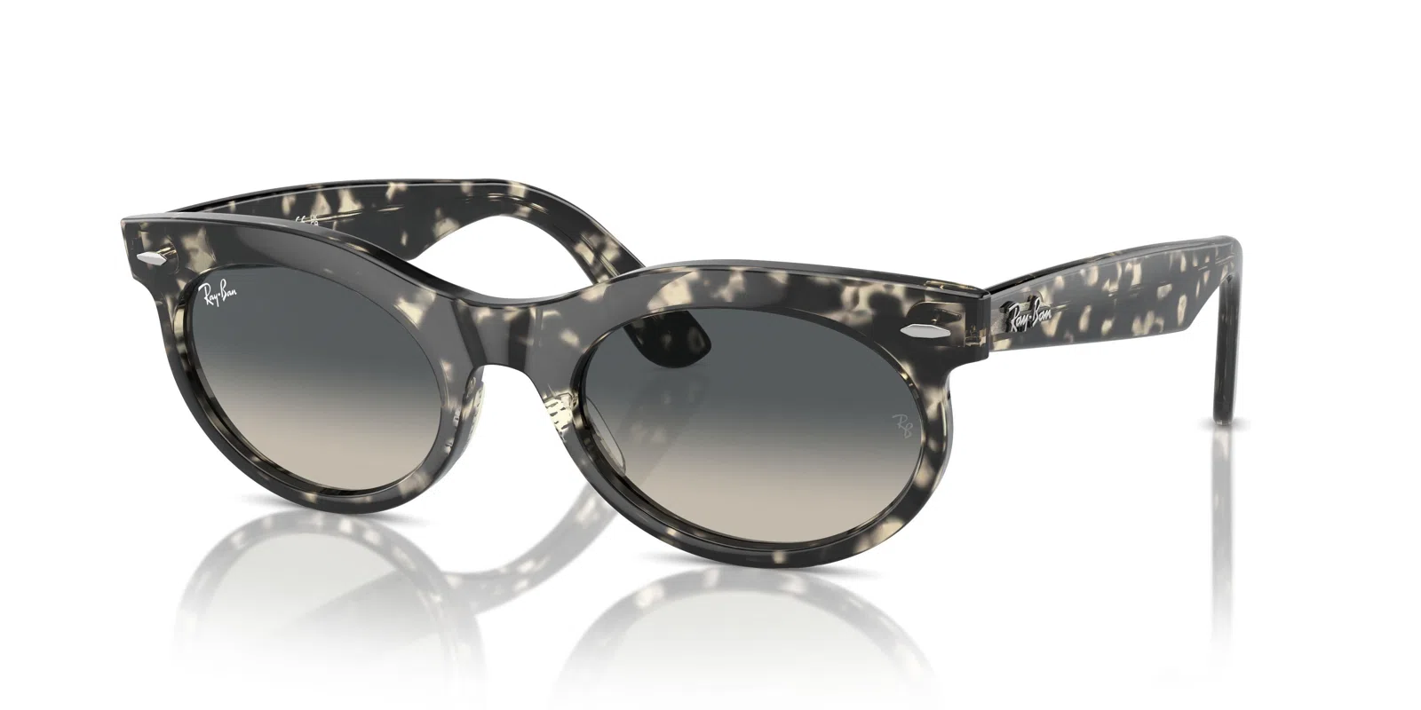 Ray-Ban Wayfarer Oval 2242 Sunglasses - view 52